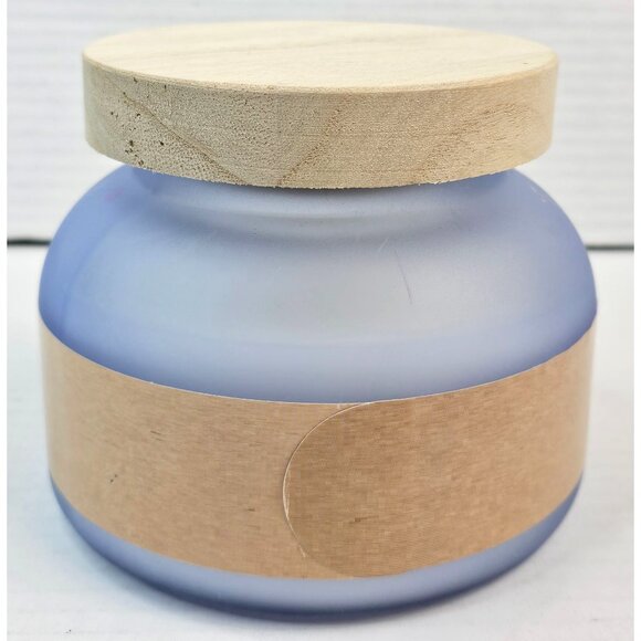 New Soothing Sea Scented Candle 15 Oz Blue Frosted Glass Wooden Lid Relaxation - Picture 3 of 8